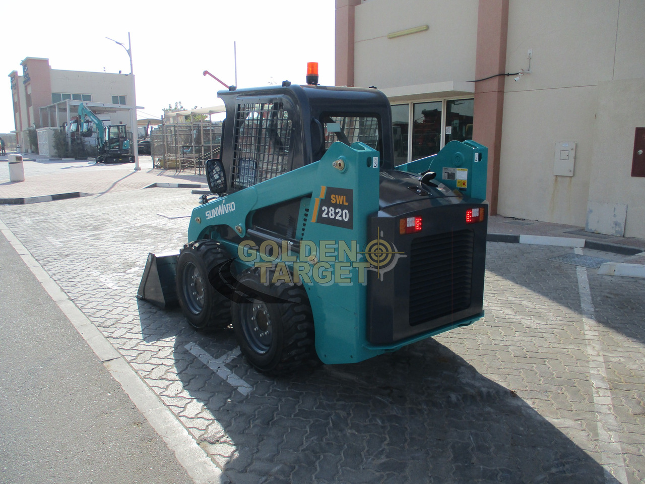 SUNWARD SWL 2820 Skid Steer Loader - מעמיס היגוי החלקה: תמונה 4 SUNWARD SWL 2820 Skid Steer Loader - מעמיס היגוי החלקה: תמונה 4