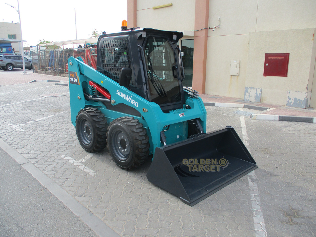 SUNWARD SWL2820 Skid Steer - מעמיס היגוי החלקה: תמונה 1 SUNWARD SWL2820 Skid Steer - מעמיס היגוי החלקה: תמונה 1
