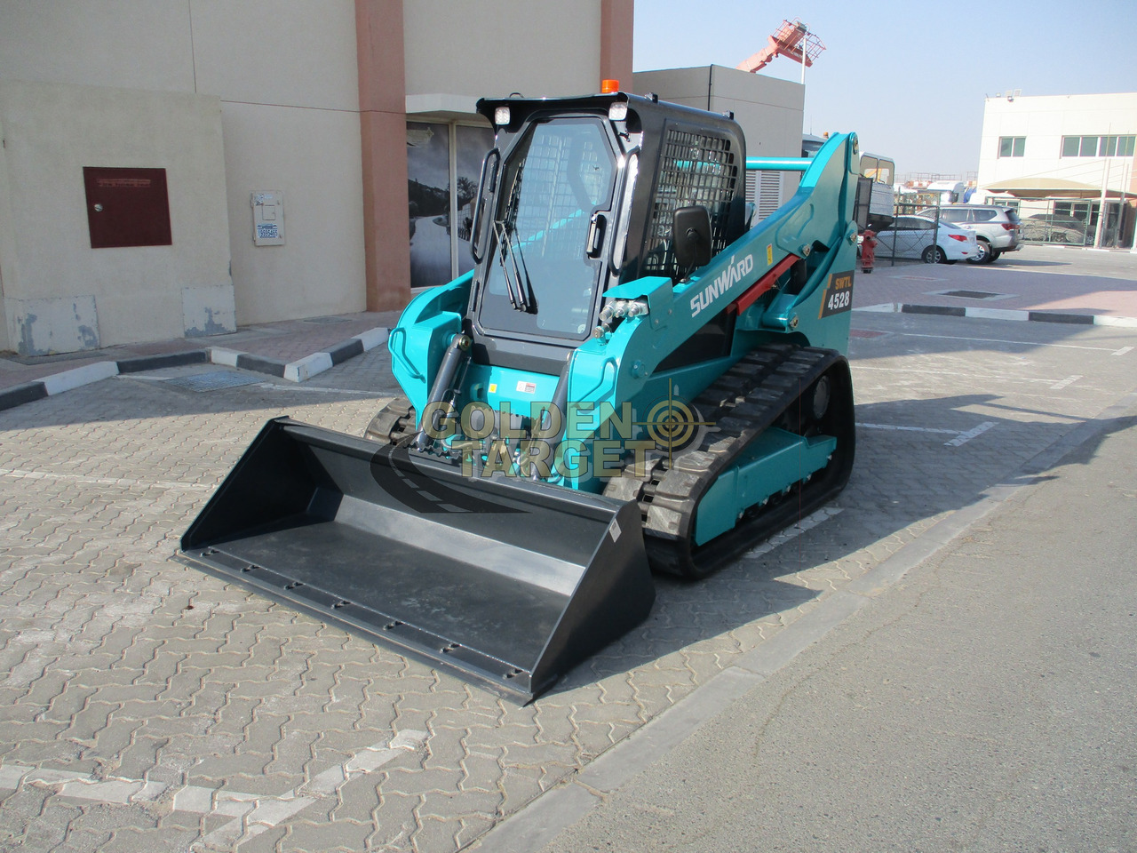 SUNWARD SWTL 4528 Rubber Tracks Skid Steer - מעמיס היגוי החלקה: תמונה 2 SUNWARD SWTL 4528 Rubber Tracks Skid Steer - מעמיס היגוי החלקה: תמונה 2
