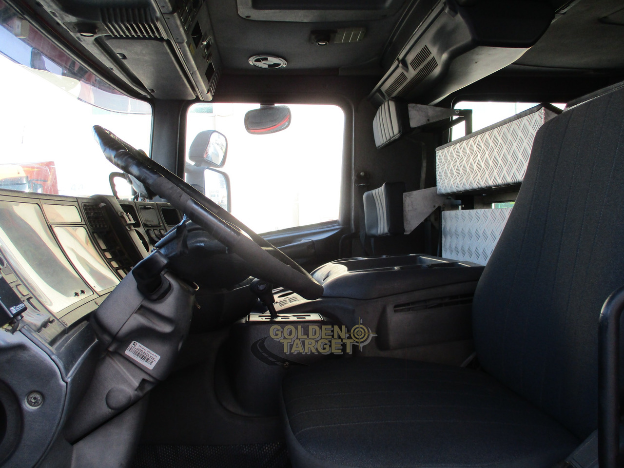 משאית אש Scania 94G 4x2 Fire Truck: תמונה 19 משאית אש Scania 94G 4x2 Fire Truck: תמונה 19