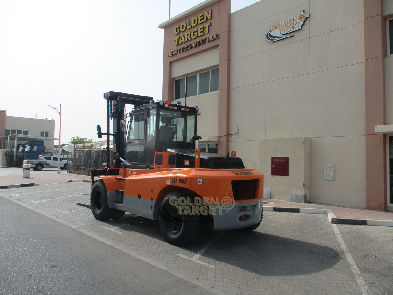 Socma HNF160S 16-ton Forklift - מלגזת סולר: תמונה 4 Socma HNF160S 16-ton Forklift - מלגזת סולר: תמונה 4