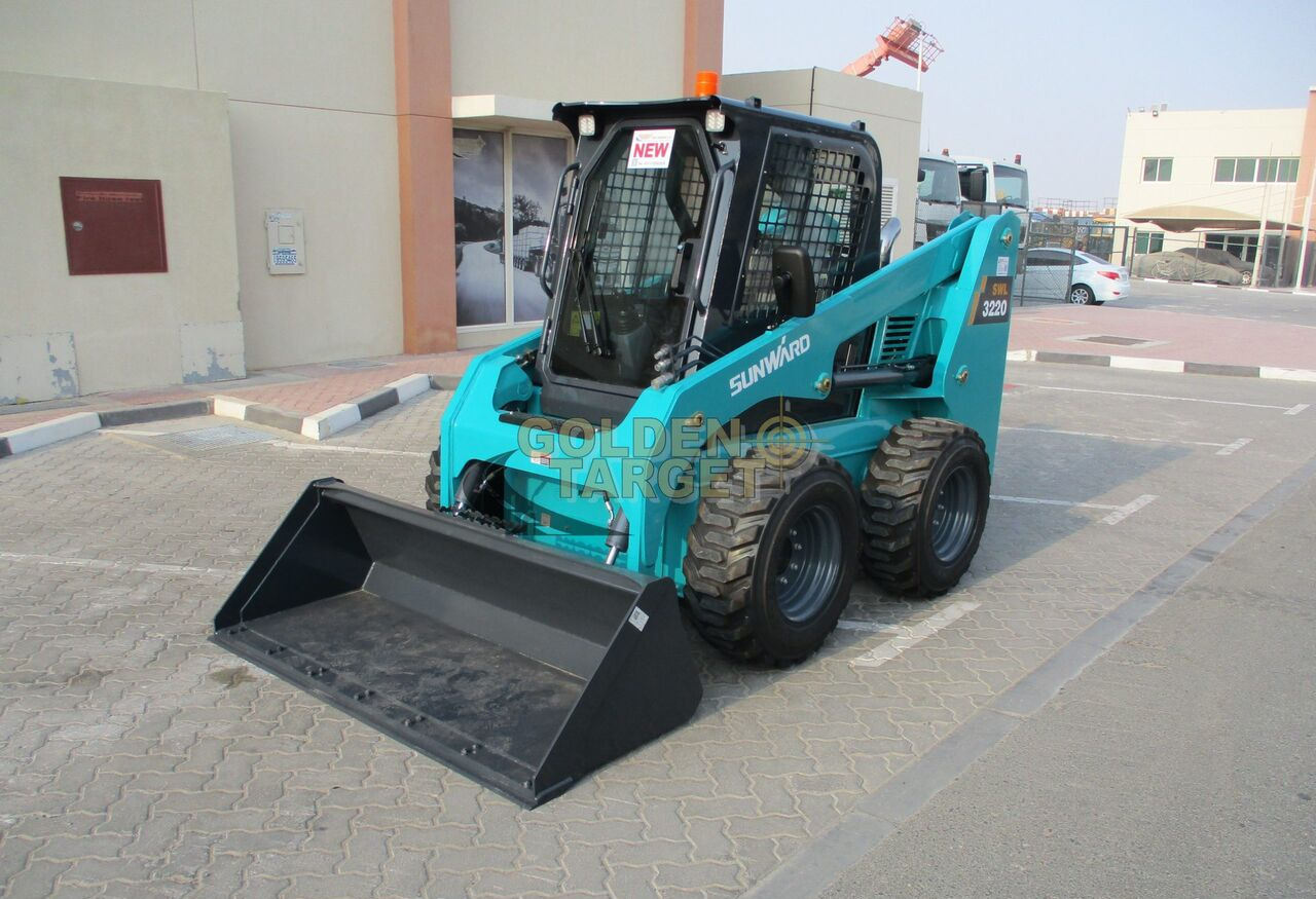 Sunward 3220 Skid Steer Loader - מעמיס היגוי החלקה: תמונה 2 Sunward 3220 Skid Steer Loader - מעמיס היגוי החלקה: תמונה 2