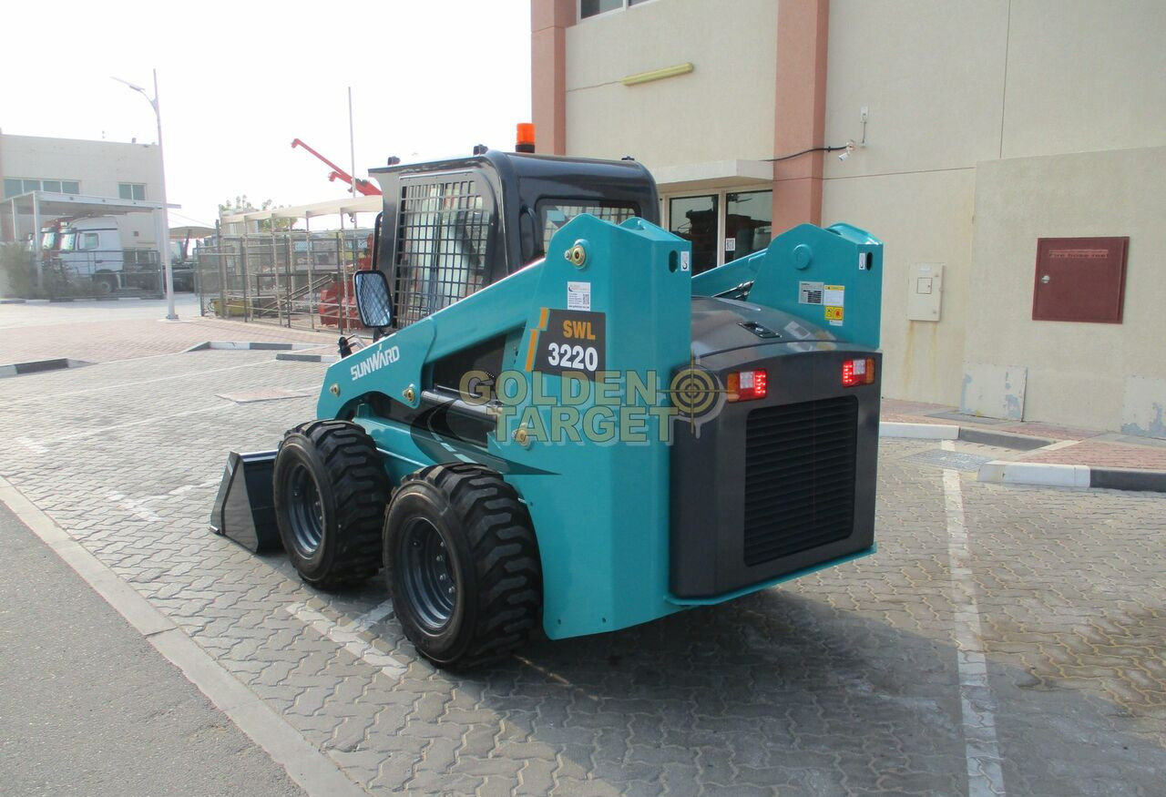 Sunward 3220 Skid Steer Loader - מעמיס היגוי החלקה: תמונה 3 Sunward 3220 Skid Steer Loader - מעמיס היגוי החלקה: תמונה 3