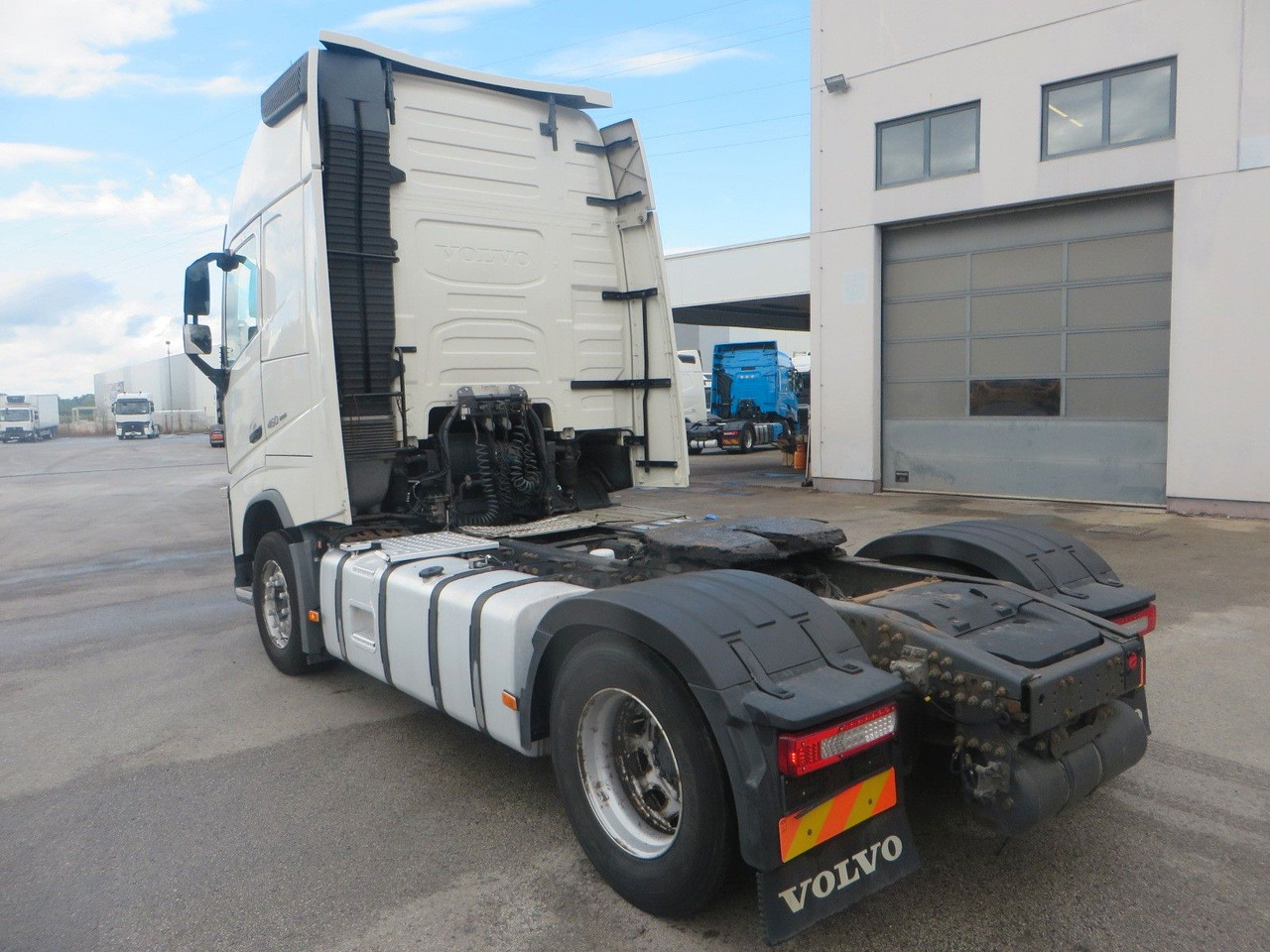 Volvo FH460 4x2Tractor XL - יחידת טרקטור: תמונה 4 Volvo FH460 4x2Tractor XL - יחידת טרקטור: תמונה 4