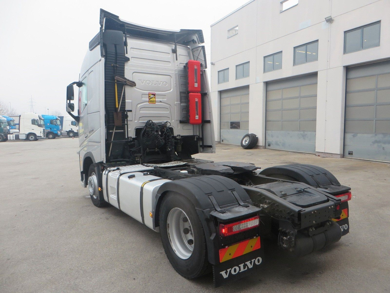 Volvo FH460 4x2Tractor - יחידת טרקטור: תמונה 4 Volvo FH460 4x2Tractor - יחידת טרקטור: תמונה 4