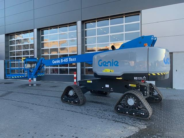 Genie S 45 XC Trax - מוט טלסקופי: תמונה 1 Genie S 45 XC Trax - מוט טלסקופי: תמונה 1