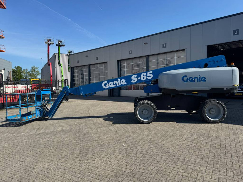 Genie S 65 - מוט טלסקופי: תמונה 1 Genie S 65 - מוט טלסקופי: תמונה 1