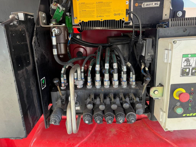 זרוע מרפקי Niftylift HR 28: תמונה 9 זרוע מרפקי Niftylift HR 28: תמונה 9