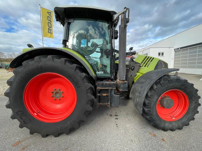 Claas Arion 650 - טרקטור חקלאי: תמונה 2 Claas Arion 650 - טרקטור חקלאי: תמונה 2