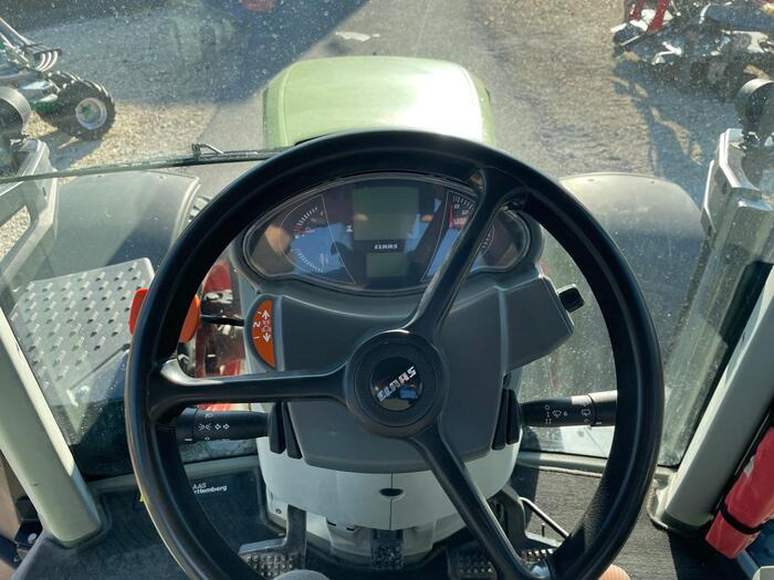 טרקטור חקלאי Claas Arion 650: תמונה 6 טרקטור חקלאי Claas Arion 650: תמונה 6