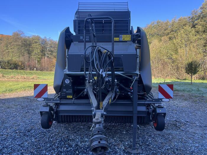 Claas Variant 585 RC - מכונת צרור עגולה: תמונה 2 Claas Variant 585 RC - מכונת צרור עגולה: תמונה 2