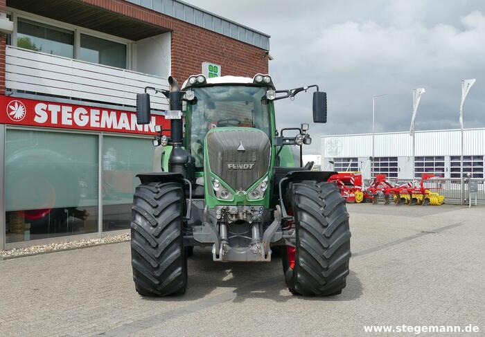 Fendt 826 Vario - טרקטור חקלאי: תמונה 1 Fendt 826 Vario - טרקטור חקלאי: תמונה 1