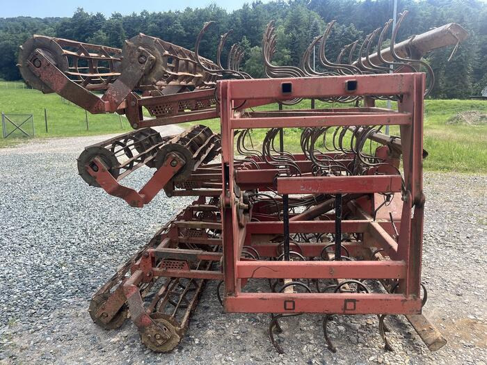 Hatzenbichler Saatbeetkombination 8m - מקדחת זריעה משולבת: תמונה 4 Hatzenbichler Saatbeetkombination 8m - מקדחת זריעה משולבת: תמונה 4