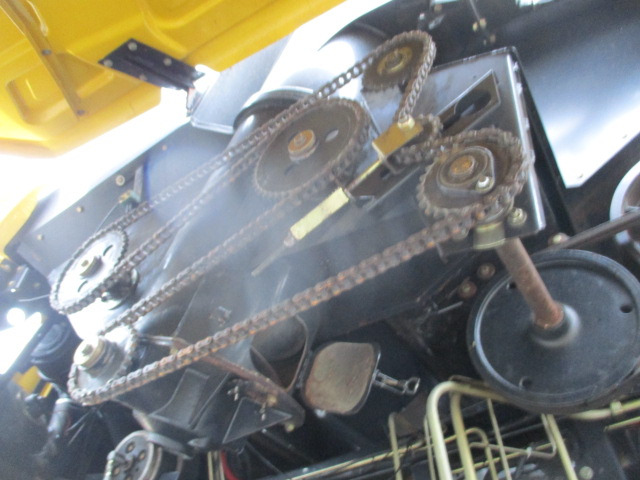 מקצרת קומבינה New Holland CR 9060 Elevation: תמונה 6