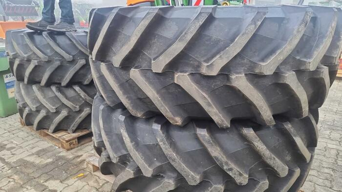 Trelleborg TM900 High Power - חבילת גלגלים וצמיגים עבור מכונה חקלאית: תמונה 2 Trelleborg TM900 High Power - חבילת גלגלים וצמיגים עבור מכונה חקלאית: תמונה 2