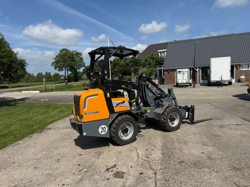 Giant 2300 HD NIEUW Shovel! Giant Kubota - מעמיס גלגלים: תמונה 4 Giant 2300 HD NIEUW Shovel! Giant Kubota - מעמיס גלגלים: תמונה 4