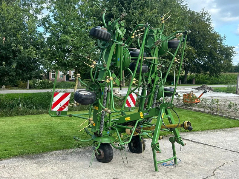 Krone KW 8.82/8 Schudder 8 elements Schudder - גורף/ מגרפה: תמונה 1 Krone KW 8.82/8 Schudder 8 elements Schudder - גורף/ מגרפה: תמונה 1