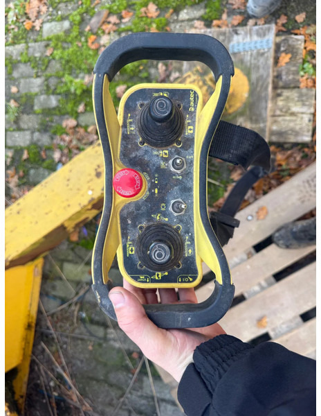 Potain AF 519 Torenkraan Bouwkraan Kraan Verzetbaar Radiografisch - מכונת בנייה: תמונה 3 Potain AF 519 Torenkraan Bouwkraan Kraan Verzetbaar Radiografisch - מכונת בנייה: תמונה 3