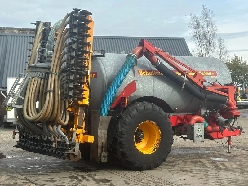 Schuitemaker Robusta 116 + Veenhuis euroject 7.60 Bemestertank - מכונה חקלאית: תמונה 2 Schuitemaker Robusta 116 + Veenhuis euroject 7.60 Bemestertank - מכונה חקלאית: תמונה 2