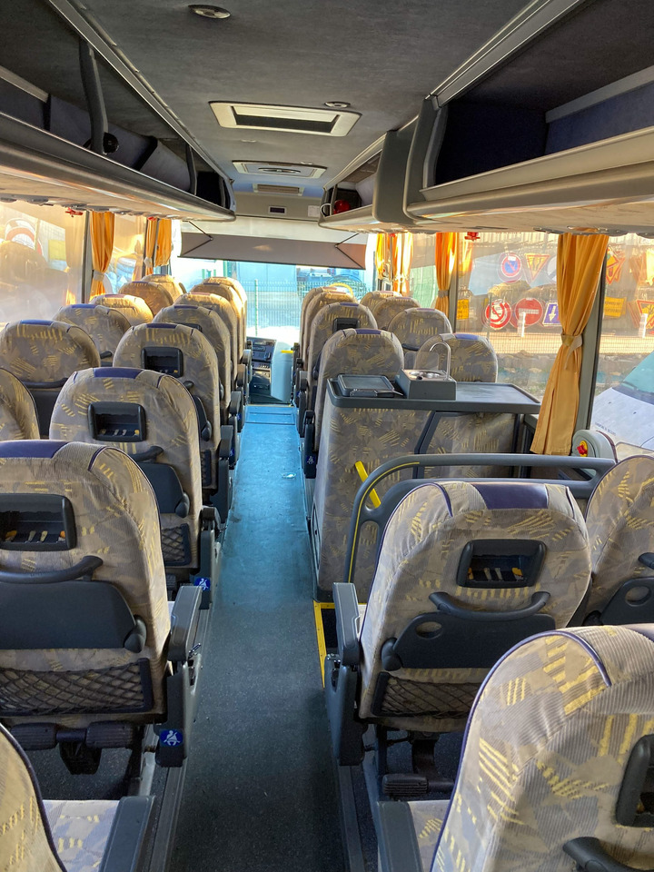 VANHOOL T911 2008 - אוטובוס פרברים: תמונה 4 VANHOOL T911 2008 - אוטובוס פרברים: תמונה 4