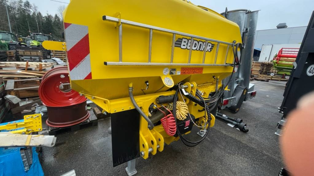 Bednar FERTI-BOX FB 3000 - מקדחת זרעים: תמונה 4 Bednar FERTI-BOX FB 3000 - מקדחת זרעים: תמונה 4