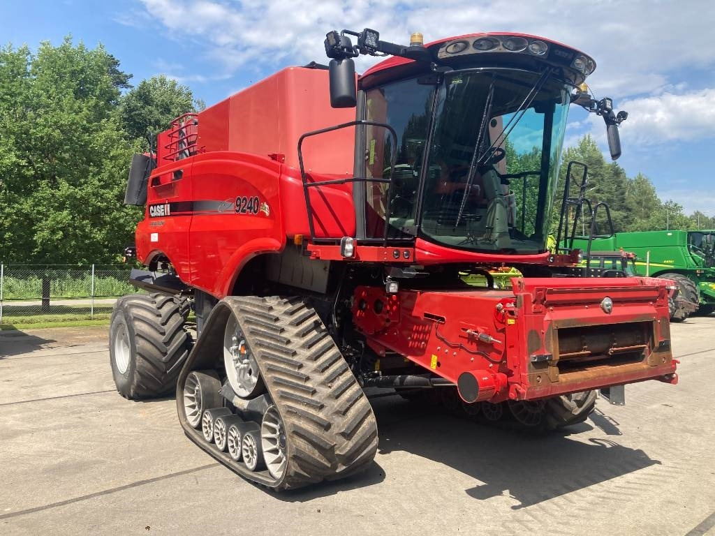 Case IH 9240 - מקצרת קומבינה: תמונה 3 Case IH 9240 - מקצרת קומבינה: תמונה 3