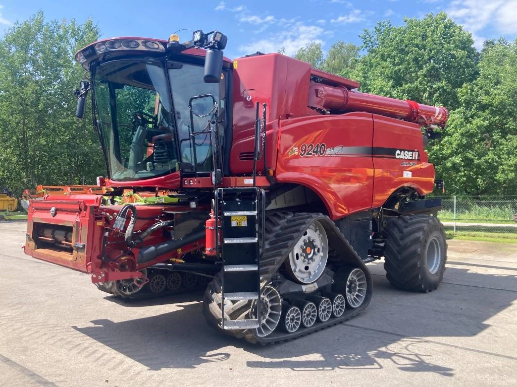 Case IH 9240 - מקצרת קומבינה: תמונה 1 Case IH 9240 - מקצרת קומבינה: תמונה 1