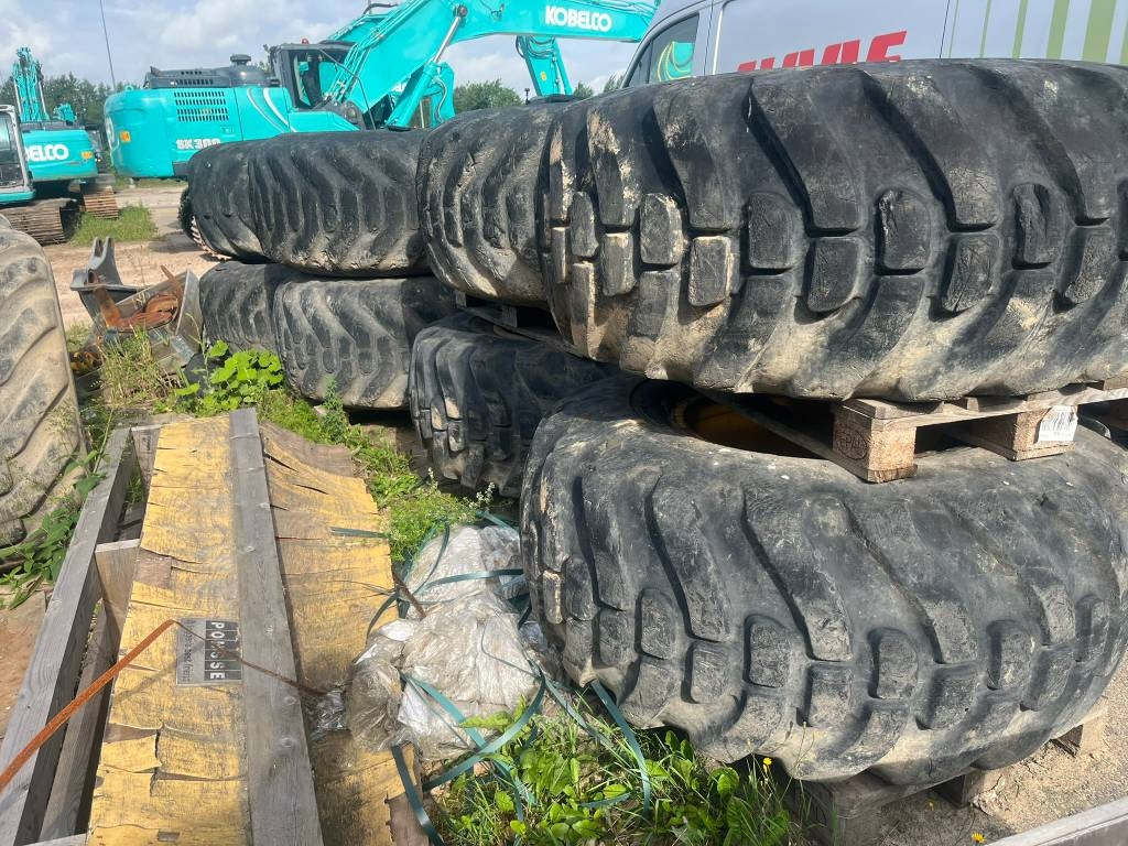 Ponsse Elephant - חבילת גלגלים וצמיגים עבור ציוד יער: תמונה 4 Ponsse Elephant - חבילת גלגלים וצמיגים עבור ציוד יער: תמונה 4