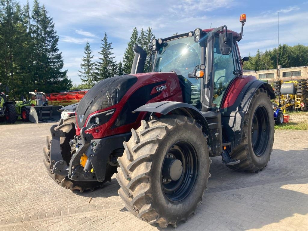 Valtra T 254 V - טרקטור חקלאי: תמונה 1 Valtra T 254 V - טרקטור חקלאי: תמונה 1