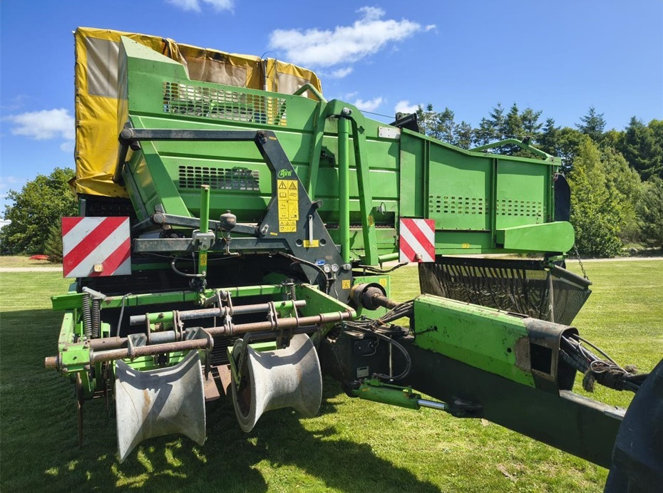 AVR SPIRIT 8200 - מקצרת תפוחי אדמה: תמונה 4 AVR SPIRIT 8200 - מקצרת תפוחי אדמה: תמונה 4