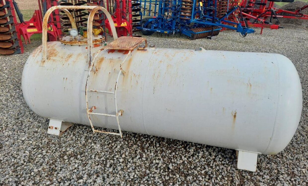 מכל Agrodan Ammoniaktank 2000 kg: תמונה 6 מכל Agrodan Ammoniaktank 2000 kg: תמונה 6