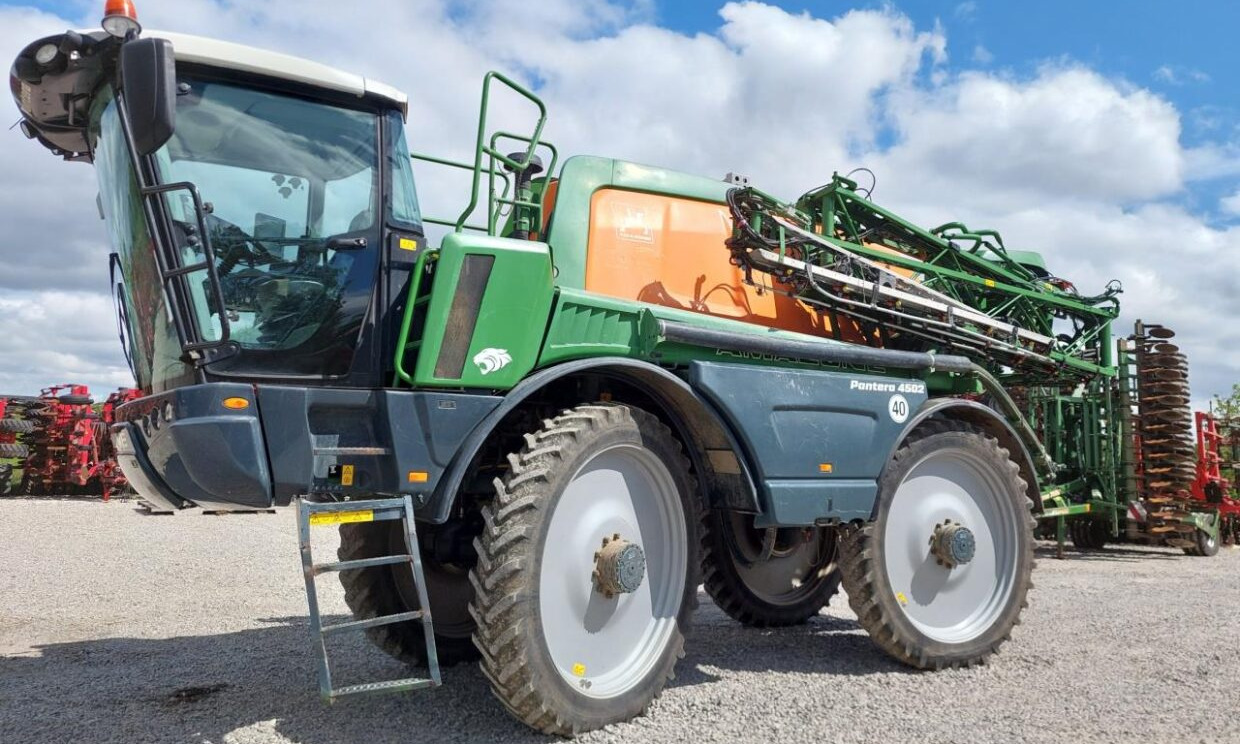 Amazone Pantera 4502 30-24m - מרסס בהנעה עצמית: תמונה 1 Amazone Pantera 4502 30-24m - מרסס בהנעה עצמית: תמונה 1