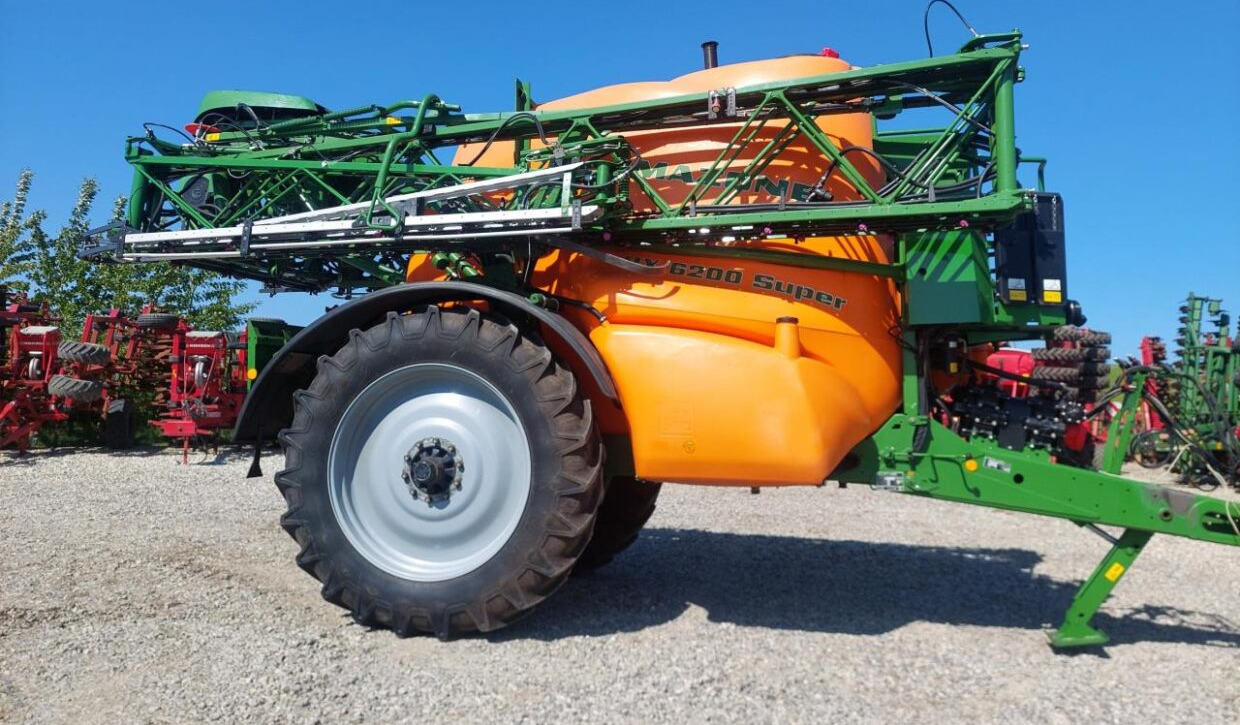 Amazone UX 6200 SUPER - 36-30-24m - מרסס נגרר: תמונה 2 Amazone UX 6200 SUPER - 36-30-24m - מרסס נגרר: תמונה 2
