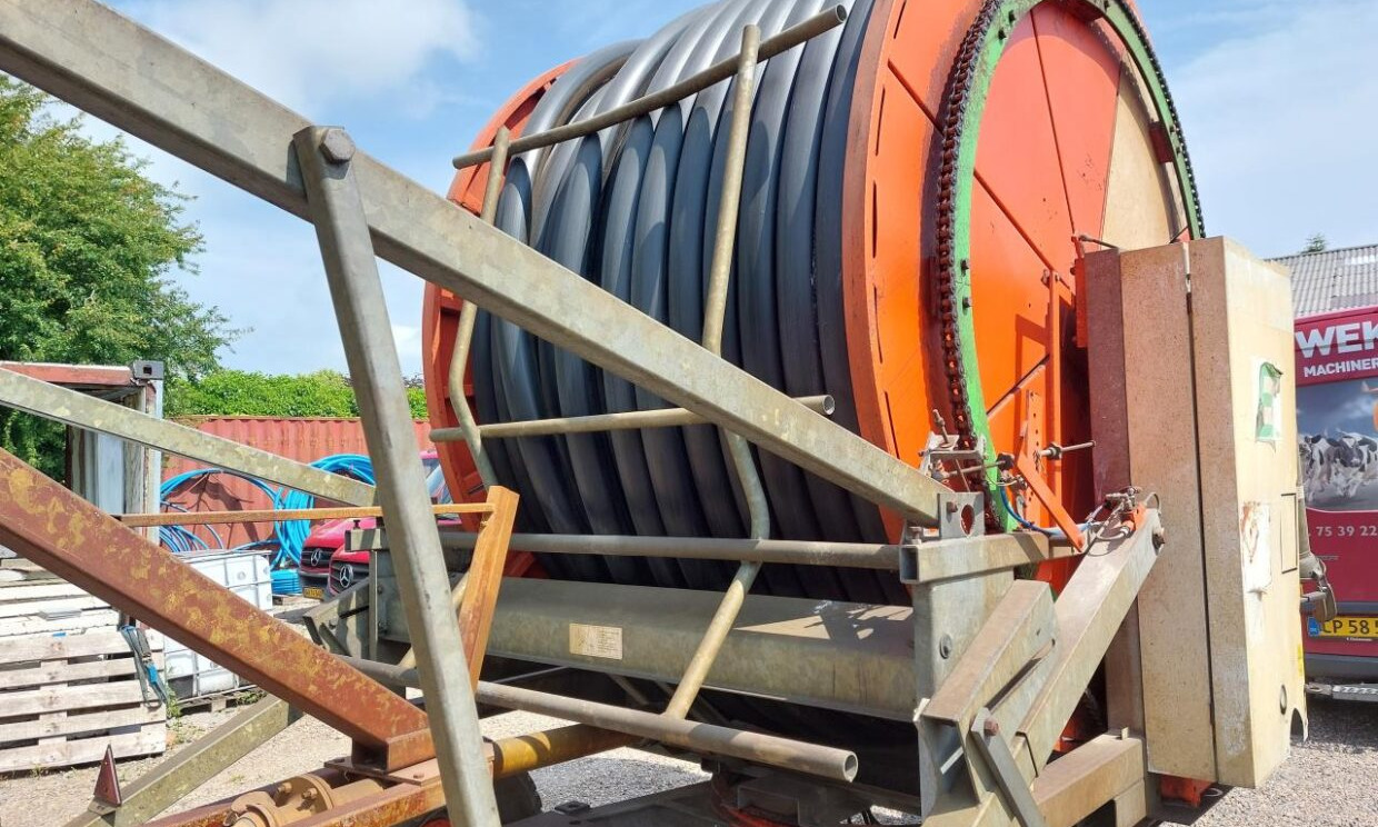Bauer E2 110 X 400 - מערכת השקיה: תמונה 3 Bauer E2 110 X 400 - מערכת השקיה: תמונה 3