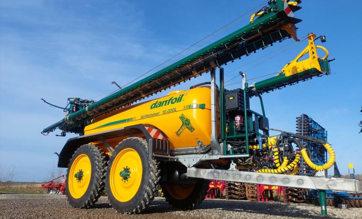 Danfoil AirHammer 10.000 L -36m - מרסס נגרר: תמונה 1 Danfoil AirHammer 10.000 L -36m - מרסס נגרר: תמונה 1
