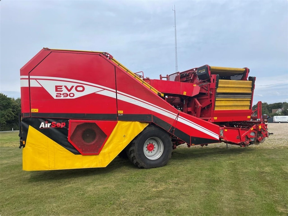 Grimme
EVO 290 AirSep - מקצרת תפוחי אדמה: תמונה 1 Grimme
EVO 290 AirSep - מקצרת תפוחי אדמה: תמונה 1