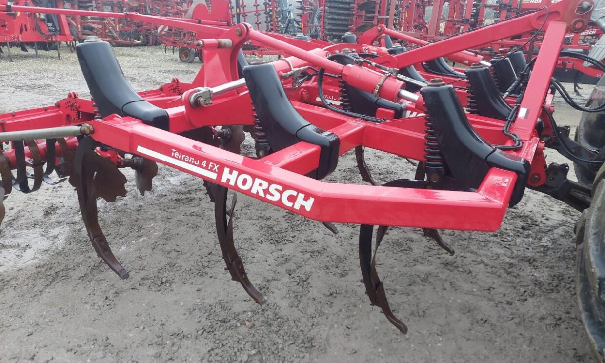 Horsch Terrano 4 FX - משדדה: תמונה 2 Horsch Terrano 4 FX - משדדה: תמונה 2