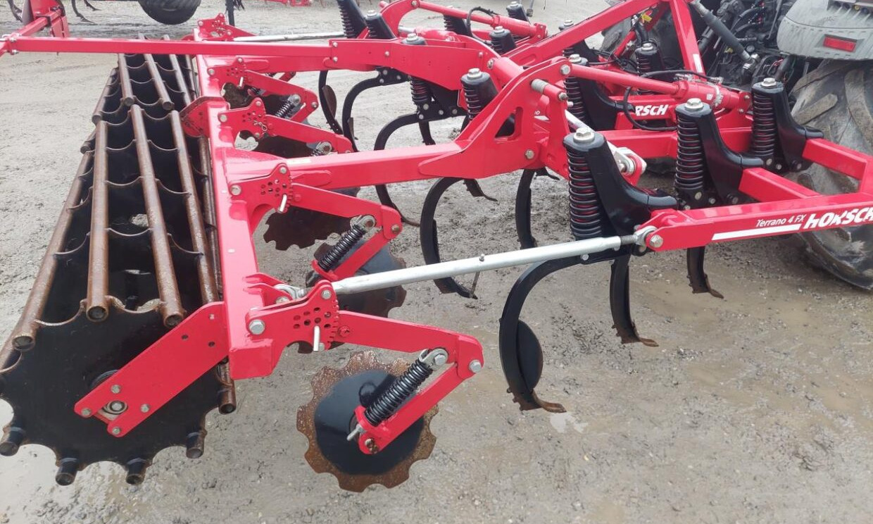 Horsch Terrano 4 FX - קלטרת: תמונה 3 Horsch Terrano 4 FX - קלטרת: תמונה 3