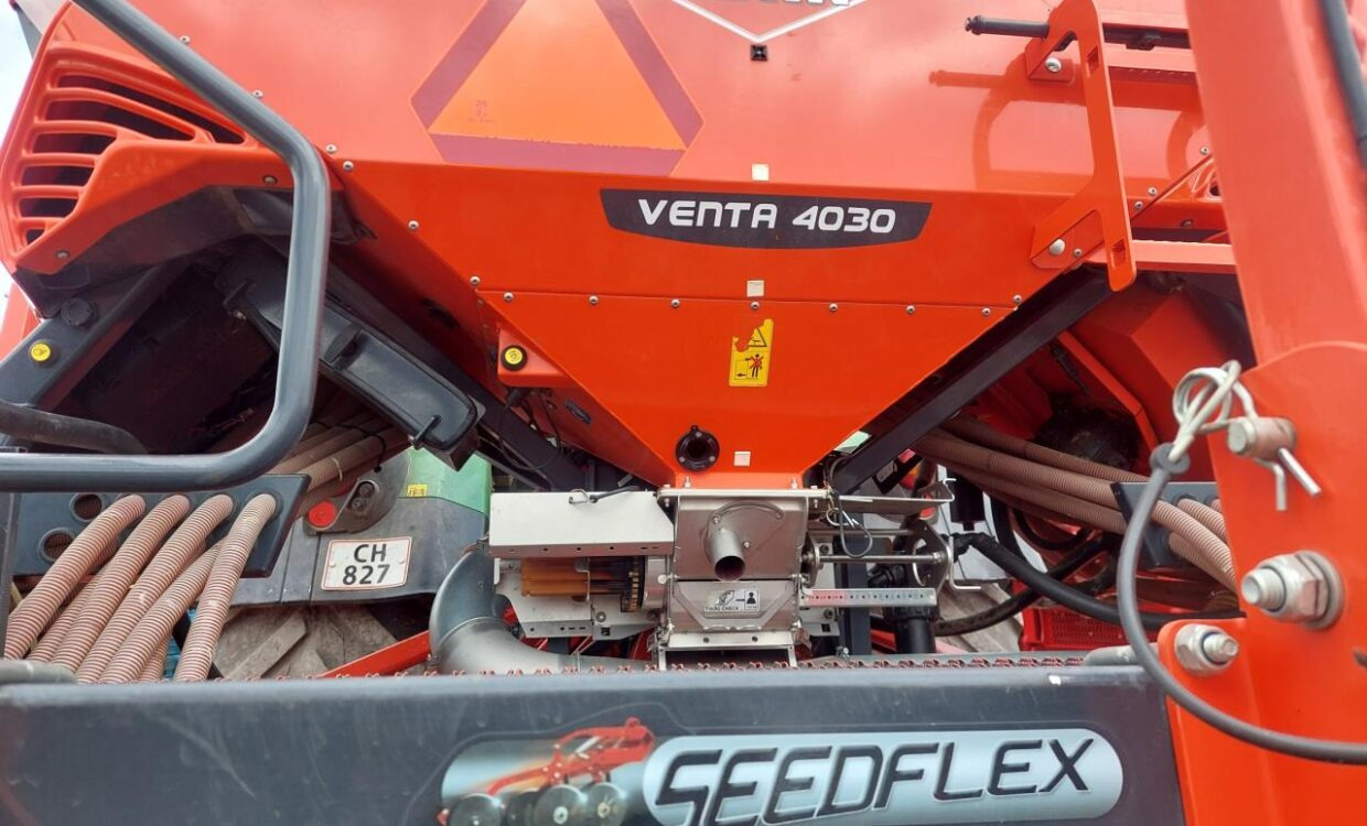 Kuhn Kuhn Venta 4030 / HR 4004 - מקדחת זריעה משולבת: תמונה 5 Kuhn Kuhn Venta 4030 / HR 4004 - מקדחת זריעה משולבת: תמונה 5