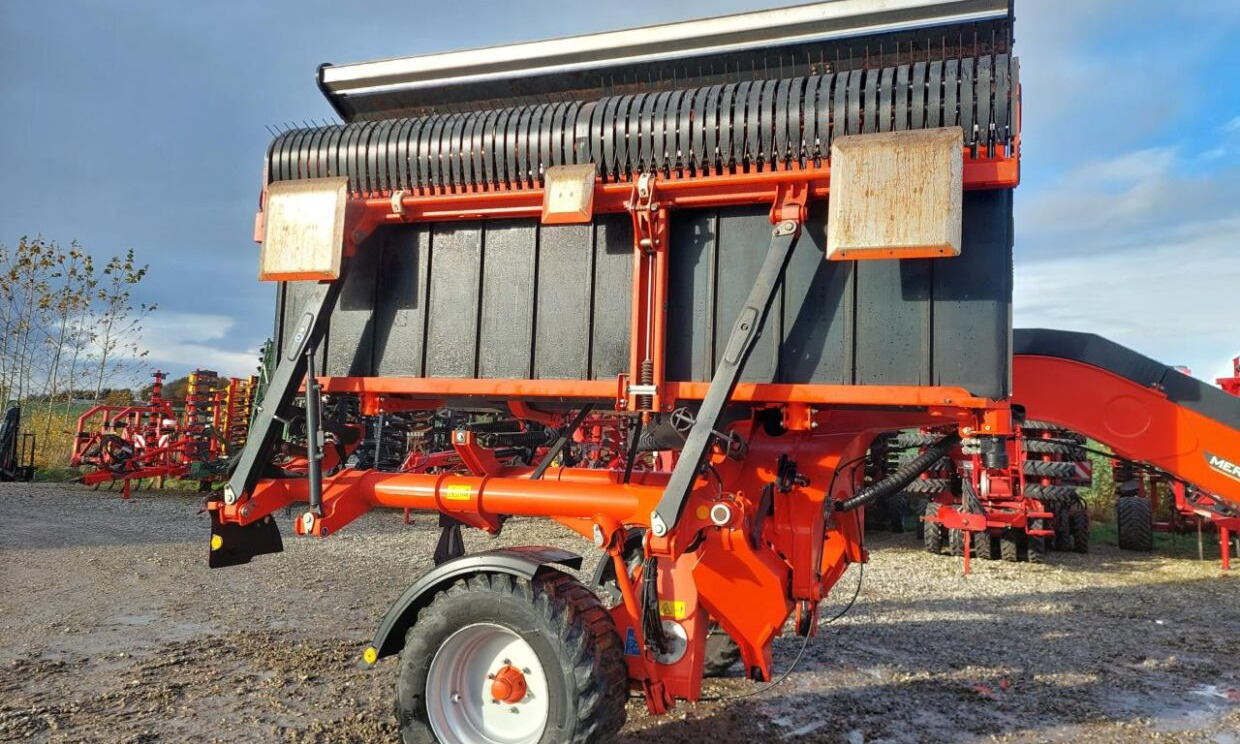 Kuhn Merge Maxx 950 - גורף/ מגרפה: תמונה 2 Kuhn Merge Maxx 950 - גורף/ מגרפה: תמונה 2