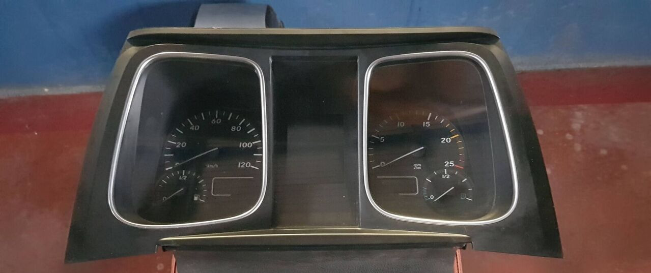 Knorr-Bremse 0 486 106 133 Mercedes-Benz ACTROS MB4 - ECU עבור משאית: תמונה 2 Knorr-Bremse 0 486 106 133 Mercedes-Benz ACTROS MB4 - ECU עבור משאית: תמונה 2