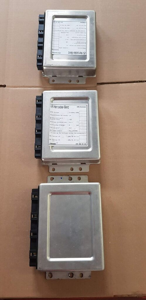Knorr-Bremse Mercedes-Benz ATEGO - ECU עבור משאית: תמונה 5 Knorr-Bremse Mercedes-Benz ATEGO - ECU עבור משאית: תמונה 5