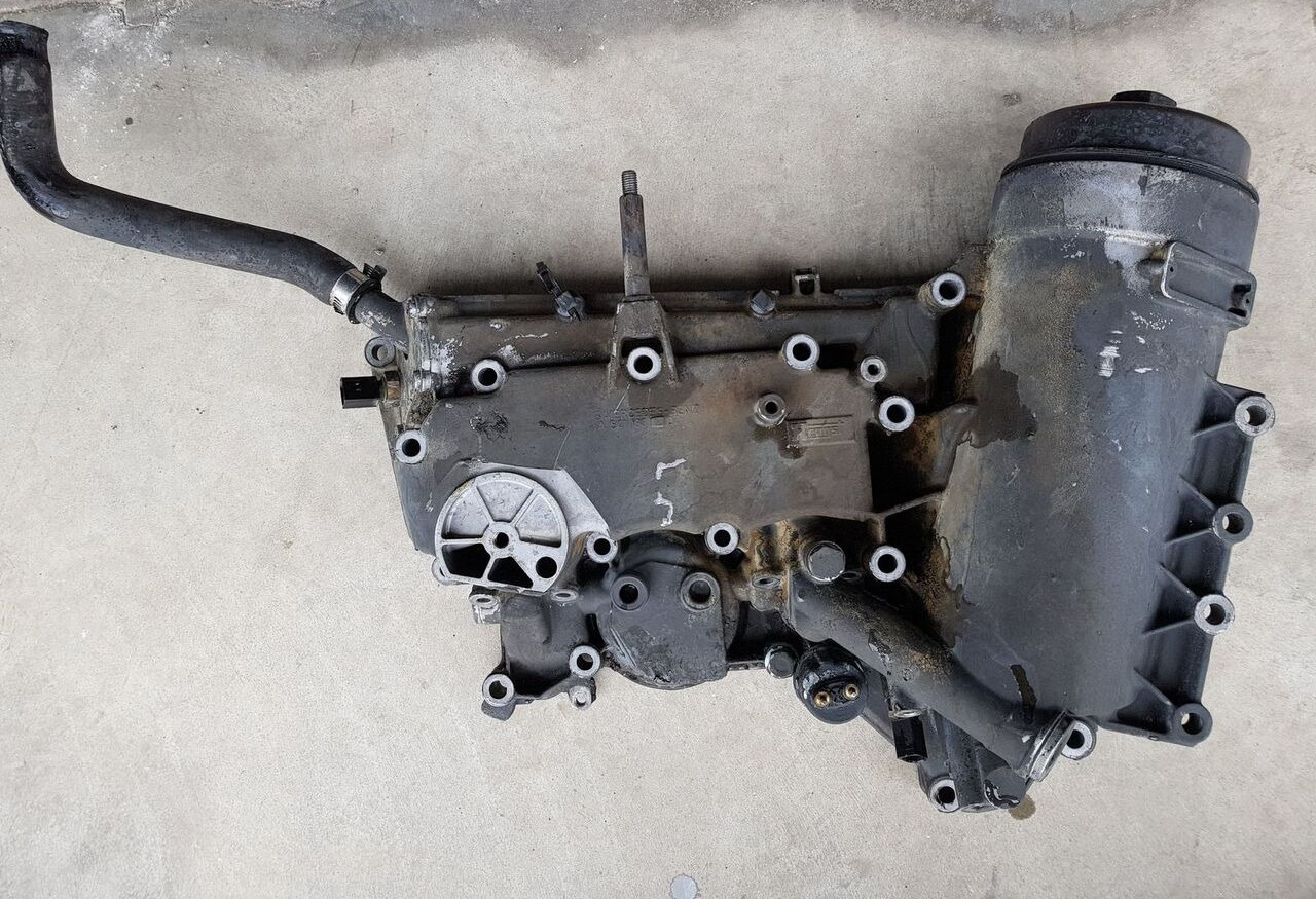 Mercedes-Benz A541 188 2704 Mercedes-Benz ACTROS - מקרר שמן עבור משאית: תמונה 3 Mercedes-Benz A541 188 2704 Mercedes-Benz ACTROS - מקרר שמן עבור משאית: תמונה 3