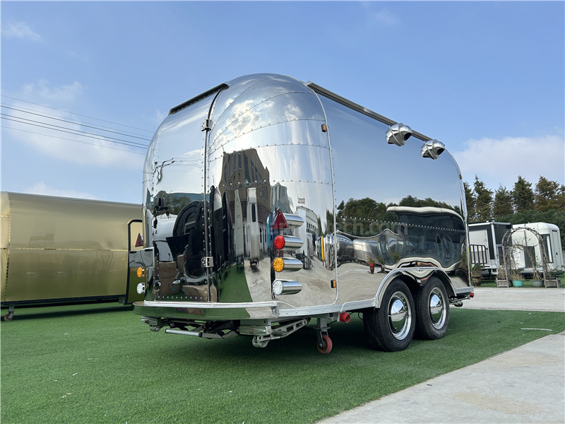 HUANMAI Burger Food Truck Beverage Food Trailer - קרון נגרר לממכר: תמונה 5 HUANMAI Burger Food Truck Beverage Food Trailer - קרון נגרר לממכר: תמונה 5