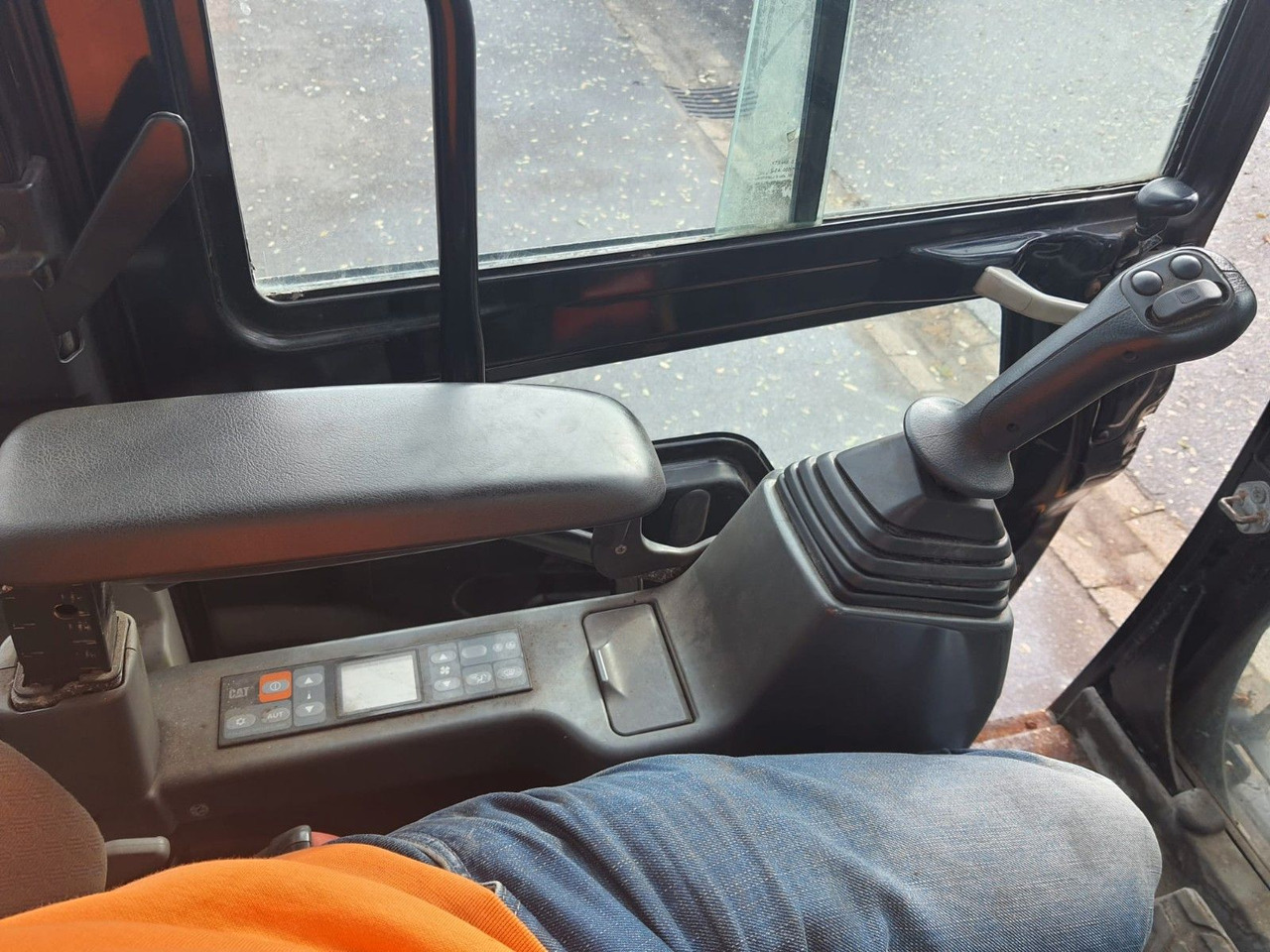 CAT 311 F L RR - מחפר סורק: תמונה 5 CAT 311 F L RR - מחפר סורק: תמונה 5