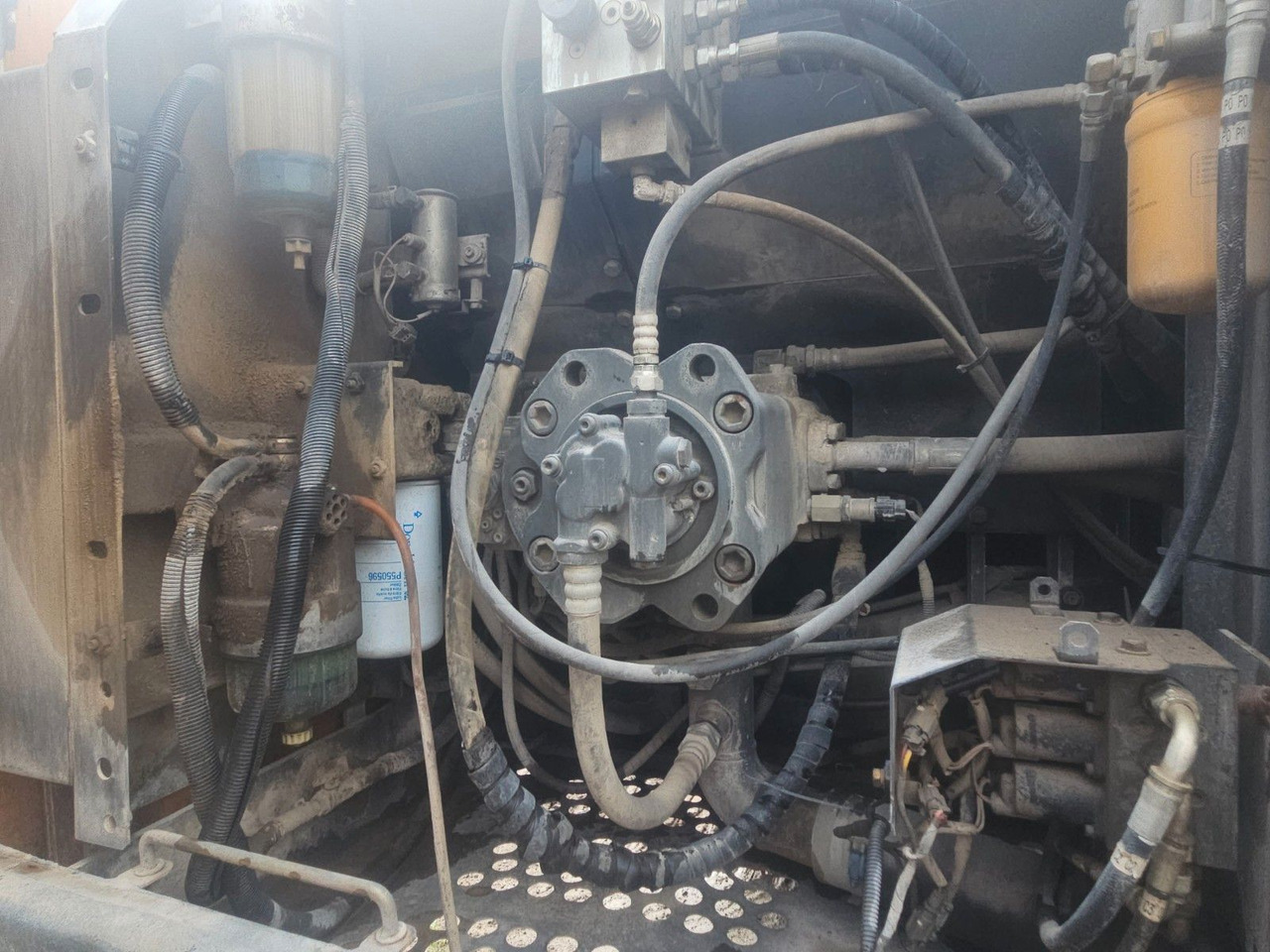 מחפר סורק Case CX 240B Kettenbagger: תמונה 11