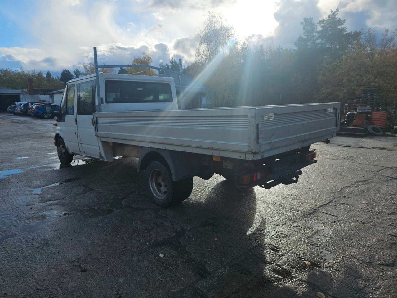 Ford Transit DOKA Pritsche Zwillingsbereifung - כלי רכב מסחרי במיטה שטוחה, כלי רכב מסחרי קומבי: תמונה 3 Ford Transit DOKA Pritsche Zwillingsbereifung - כלי רכב מסחרי במיטה שטוחה, כלי רכב מסחרי קומבי: תמונה 3