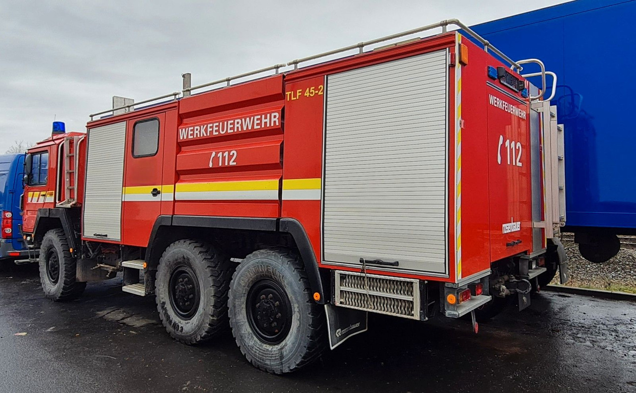 MAN 15.232 DF 6x6 KAT1 Feuerwehr TLF 4500/500 - משאית מכל: תמונה 3 MAN 15.232 DF 6x6 KAT1 Feuerwehr TLF 4500/500 - משאית מכל: תמונה 3