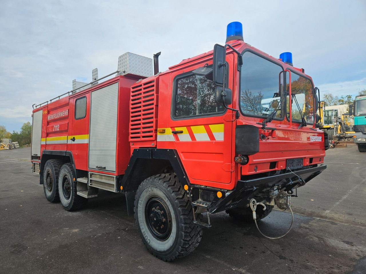 MAN KAT 6x6 Tanklöschfahrzeug - משאית מכל: תמונה 2 MAN KAT 6x6 Tanklöschfahrzeug - משאית מכל: תמונה 2