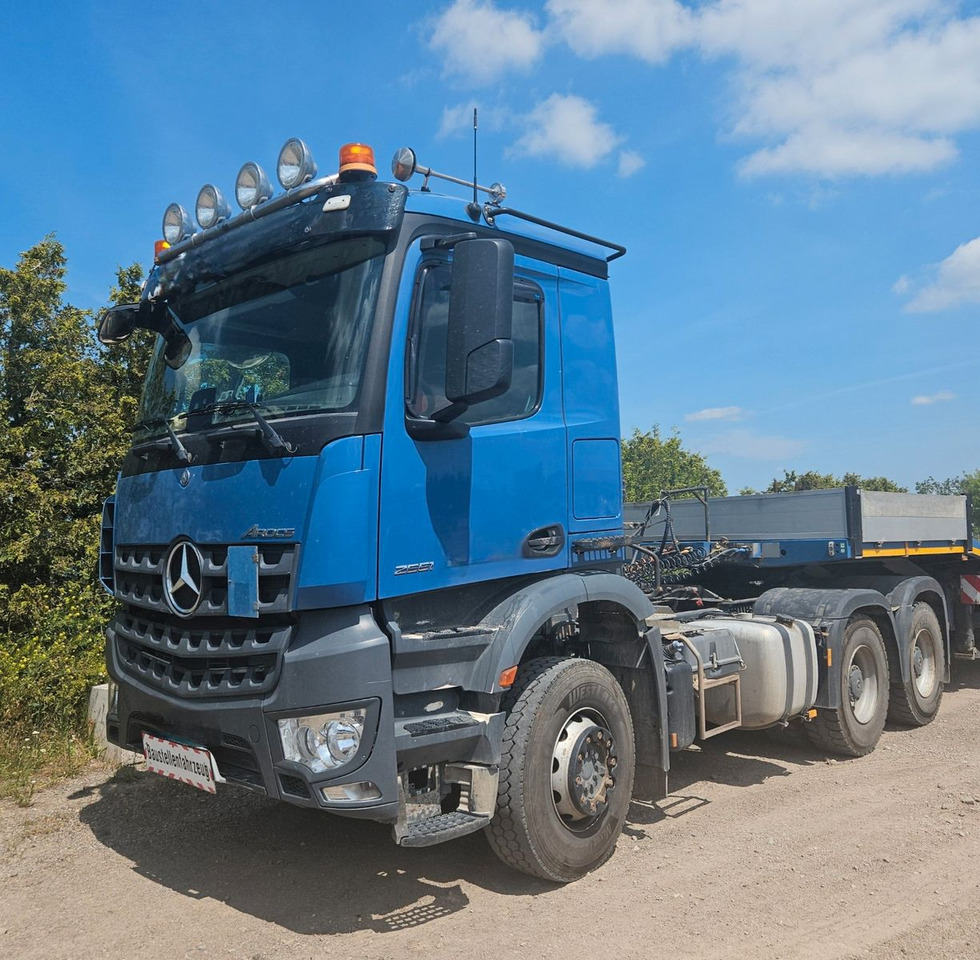 Mercedes-Benz Arocs 4 2651 6x4 SZM Schwerlast 68t - יחידת טרקטור: תמונה 1 Mercedes-Benz Arocs 4 2651 6x4 SZM Schwerlast 68t - יחידת טרקטור: תמונה 1